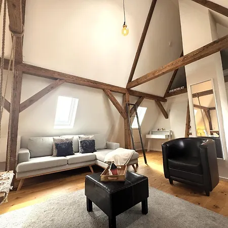 Design Loft Mit Stadtblick 公寓 *